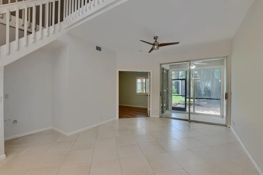 23061 Aqua View #6 Boca Raton, FL 33433