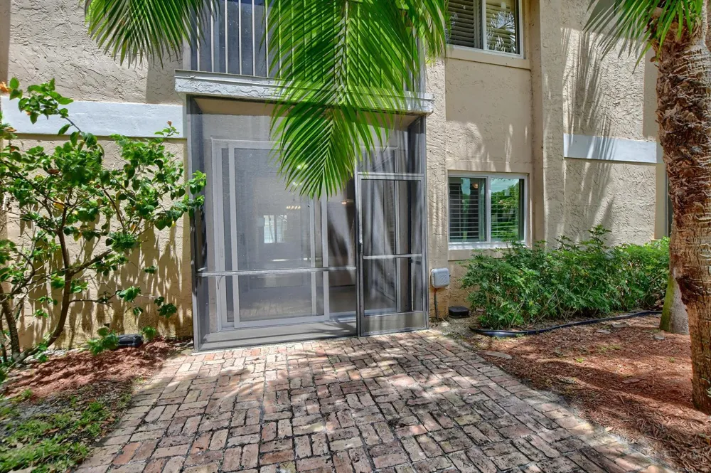 23061 Aqua View #6 Boca Raton, FL 33433