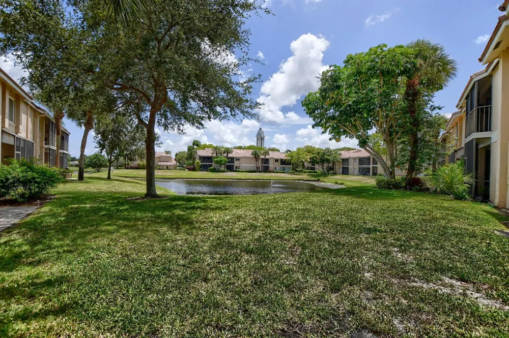 23061 Aqua View #6 Boca Raton, FL 33433