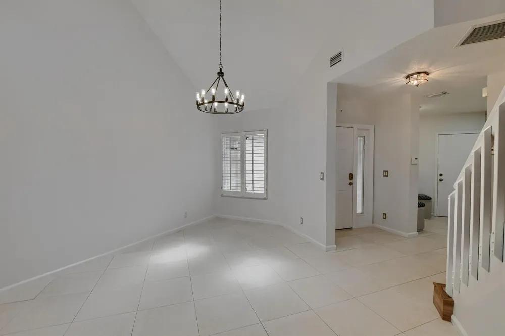 23061 Aqua View #6 Boca Raton, FL 33433