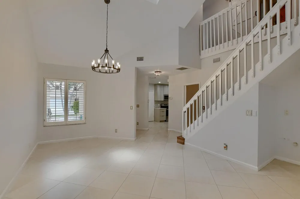 23061 Aqua View #6 Boca Raton, FL 33433