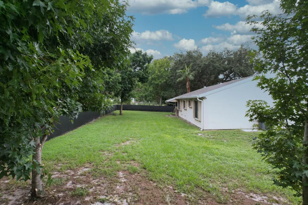 400 SW RUFFNER COURT Port St. Lucie, FL 34953