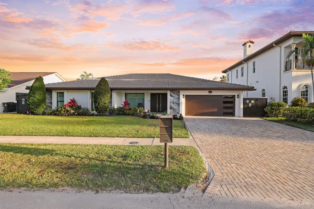 2820 NE 47th Street Lighthouse Point, FL 33064