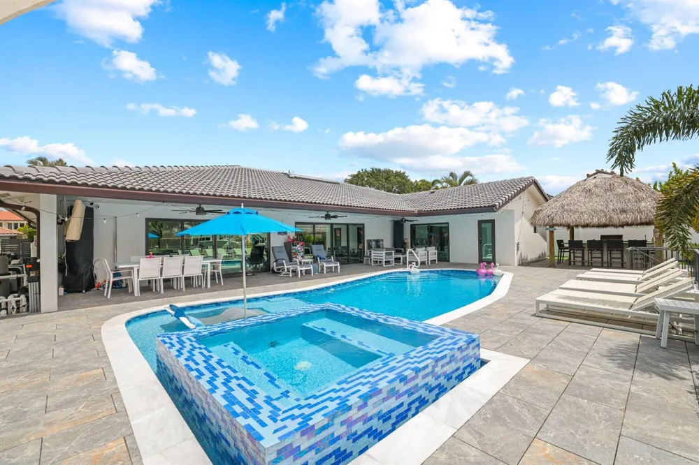 2820 NE 47th Street Lighthouse Point, FL 33064