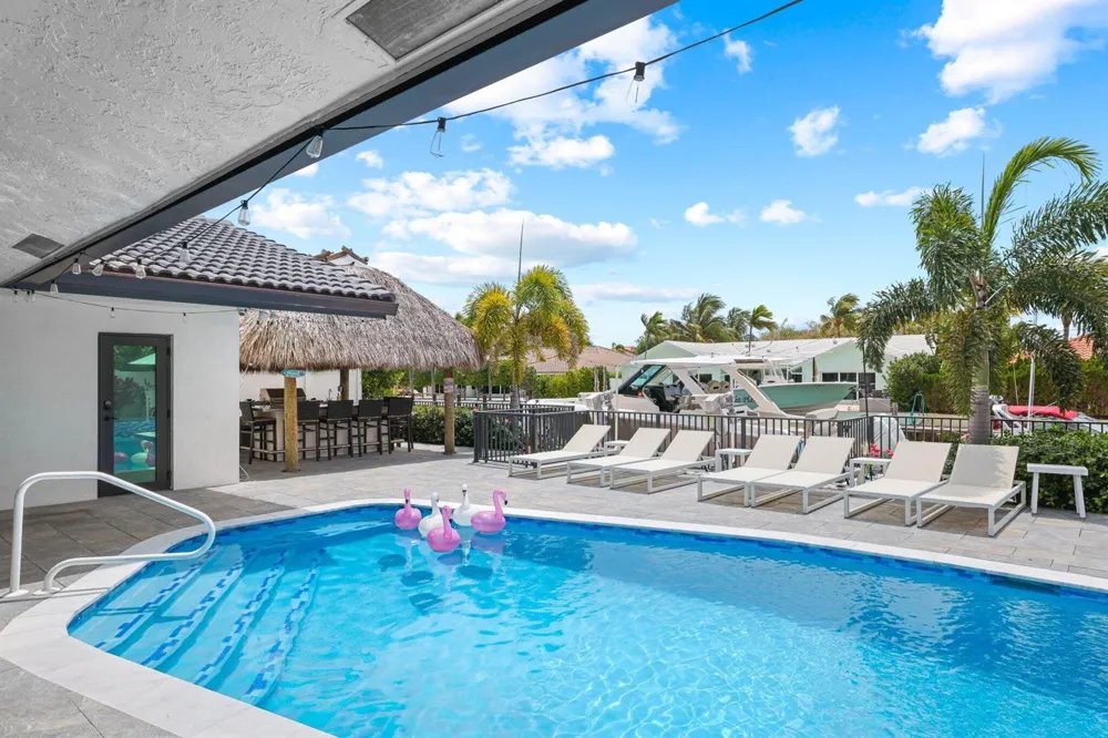 2820 NE 47th Street Lighthouse Point, FL 33064
