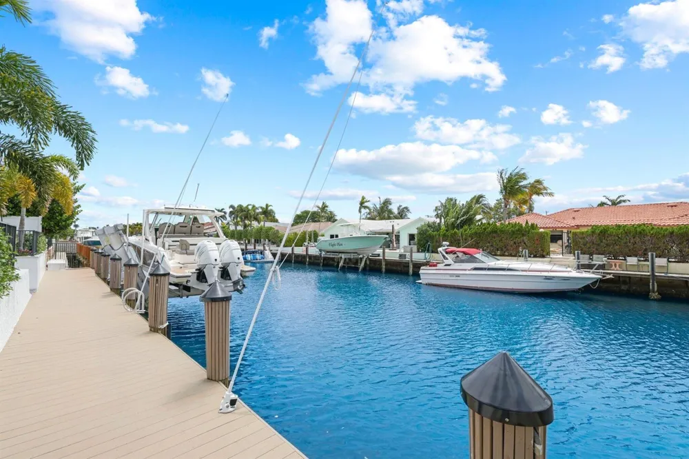 2820 NE 47th Street Lighthouse Point, FL 33064