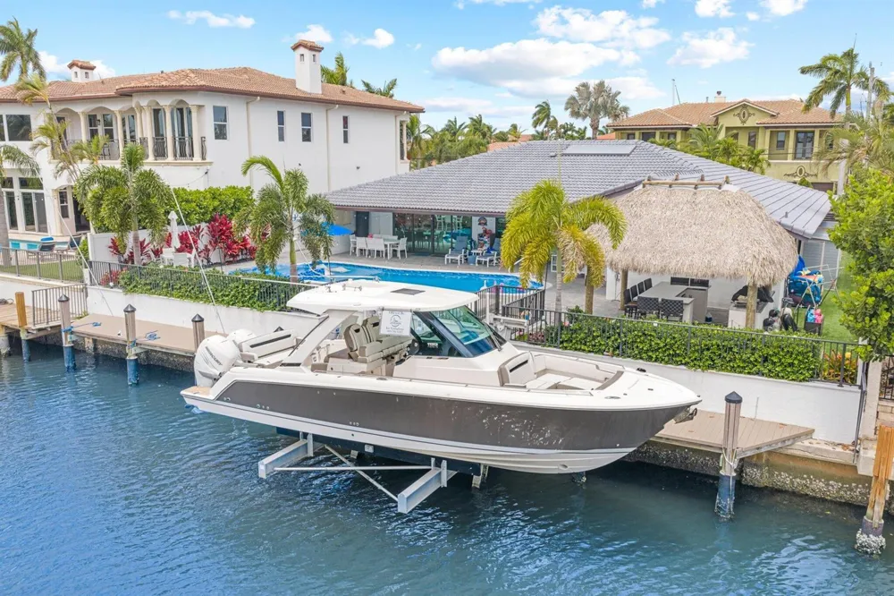 2820 NE 47th Street Lighthouse Point, FL 33064