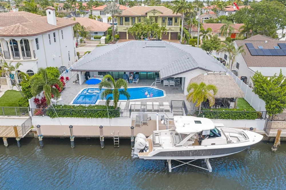2820 NE 47th Street Lighthouse Point, FL 33064