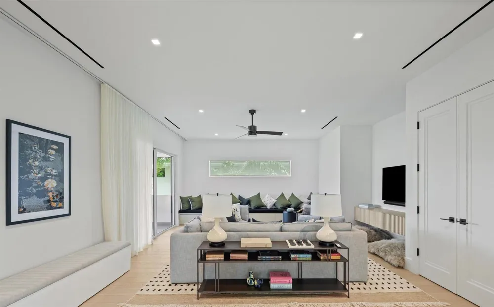 745 Park Drive W Boca Raton, FL 33432