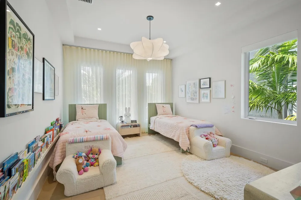 745 Park Drive W Boca Raton, FL 33432