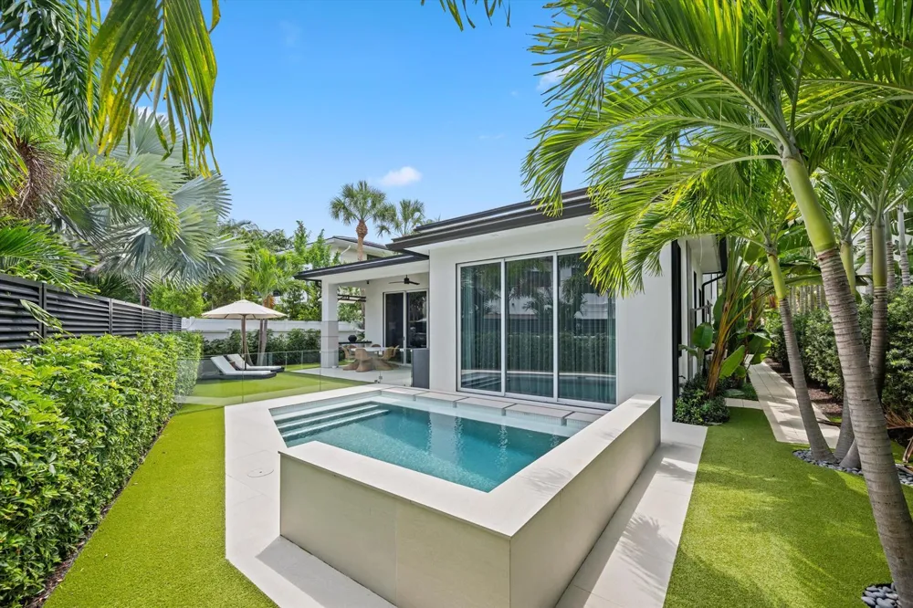 745 Park Drive W Boca Raton, FL 33432