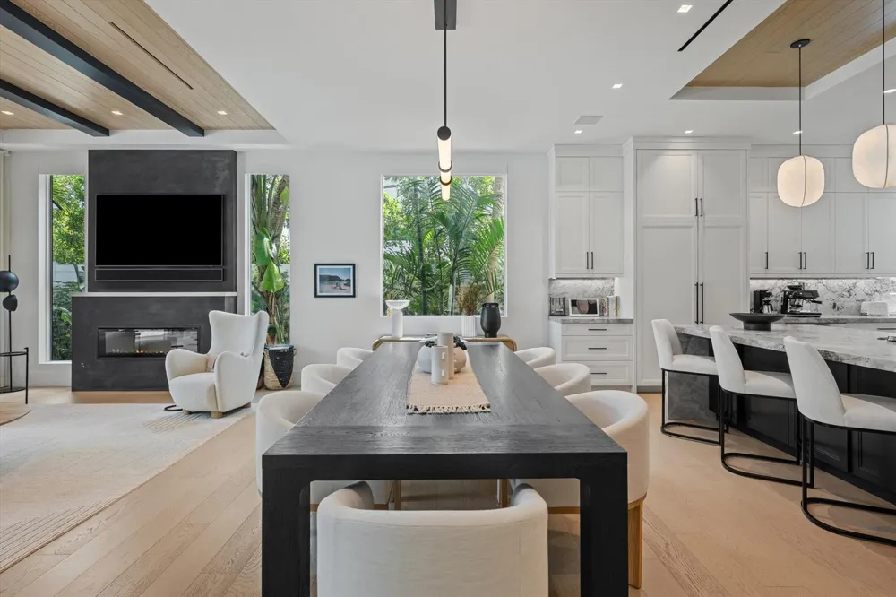 745 Park Drive W Boca Raton, FL 33432