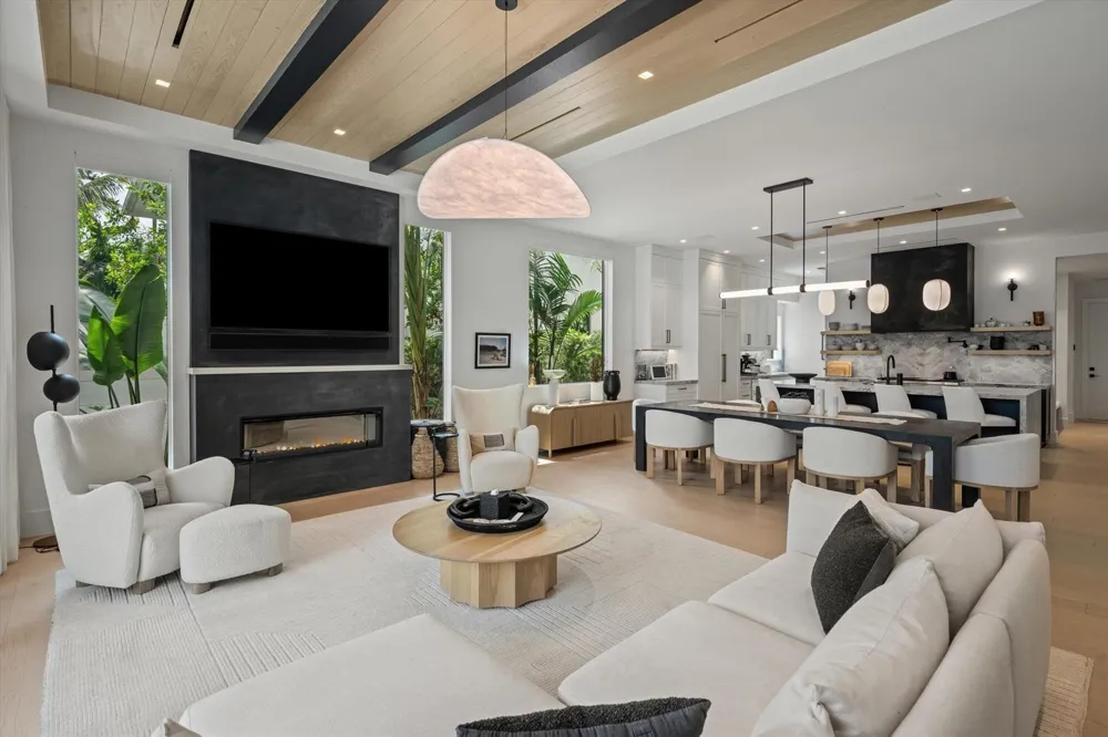 745 Park Drive W Boca Raton, FL 33432