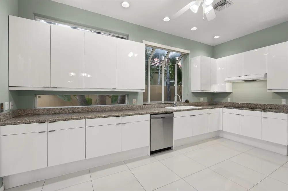3728 NE 208TH TERRACE Aventura, FL 33180
