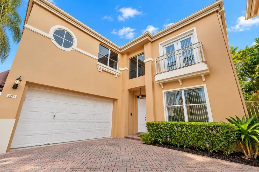 3728 NE 208TH TERRACE Aventura, FL 33180