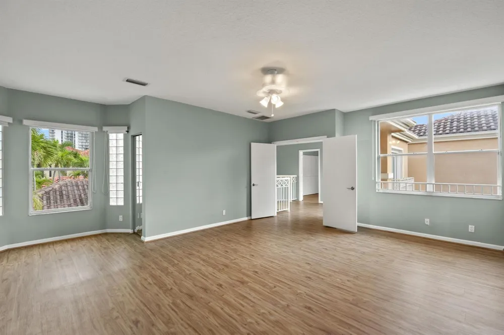 3728 NE 208TH TERRACE Aventura, FL 33180
