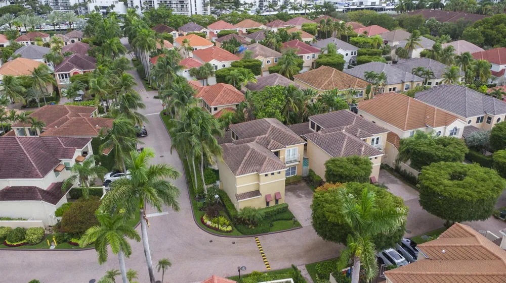 3728 NE 208TH TERRACE Aventura, FL 33180