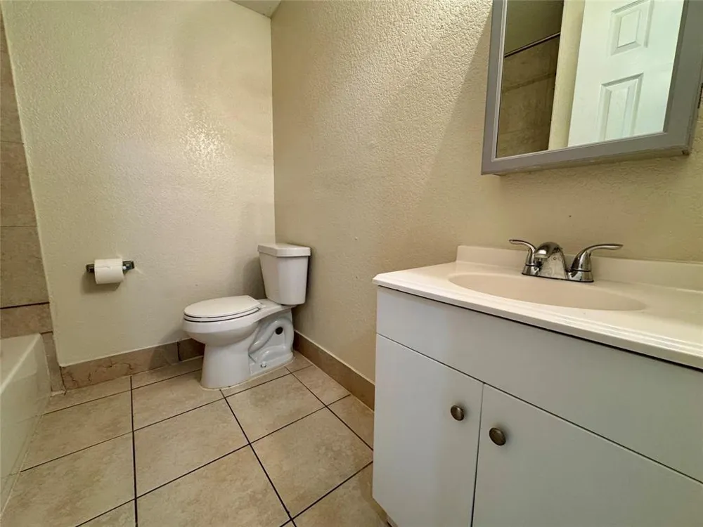 838 SW 14th Street Fort Lauderdale, FL 33315