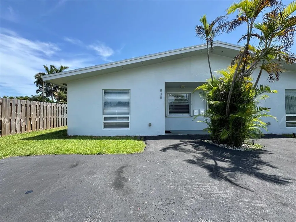 838 SW 14th Street Fort Lauderdale, FL 33315