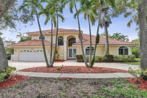 11340 Lakeshore Drive
