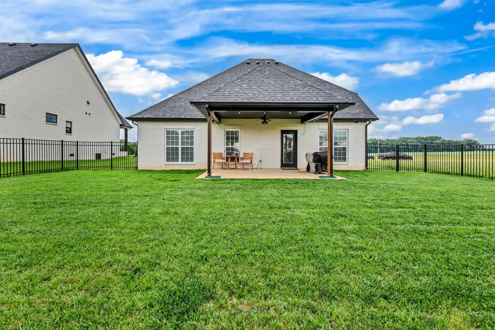 117 Aspen Pine Dr Clarksville, TN 37043