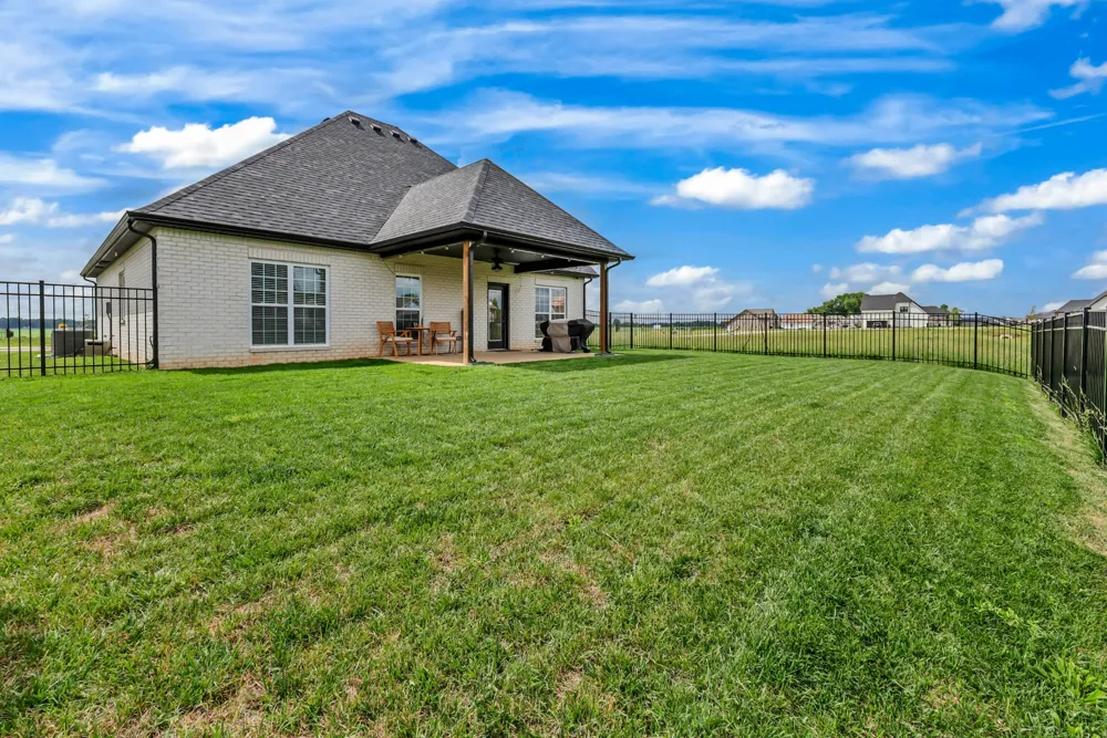 117 Aspen Pine Dr Clarksville, TN 37043