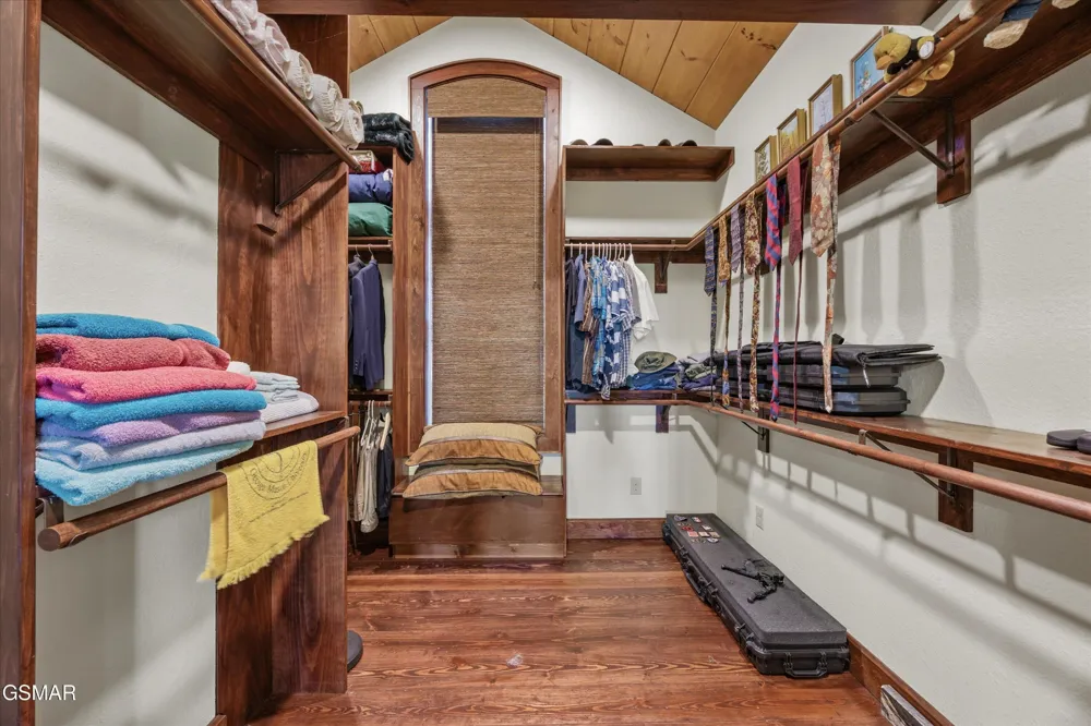3301 Summit Trails Drive Sevierville, TN 37862
