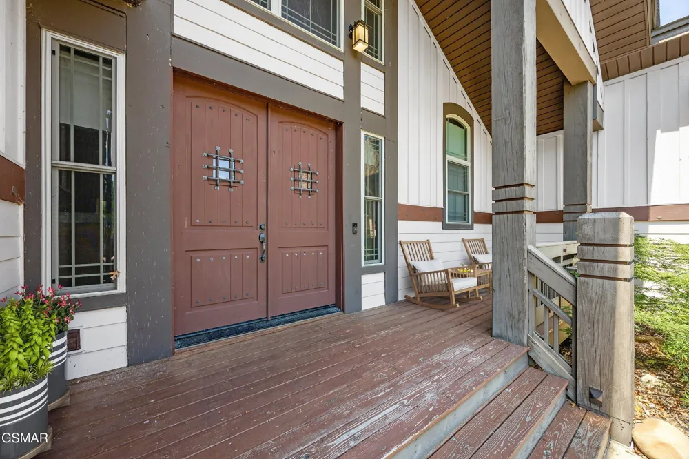 3301 Summit Trails Drive Sevierville, TN 37862