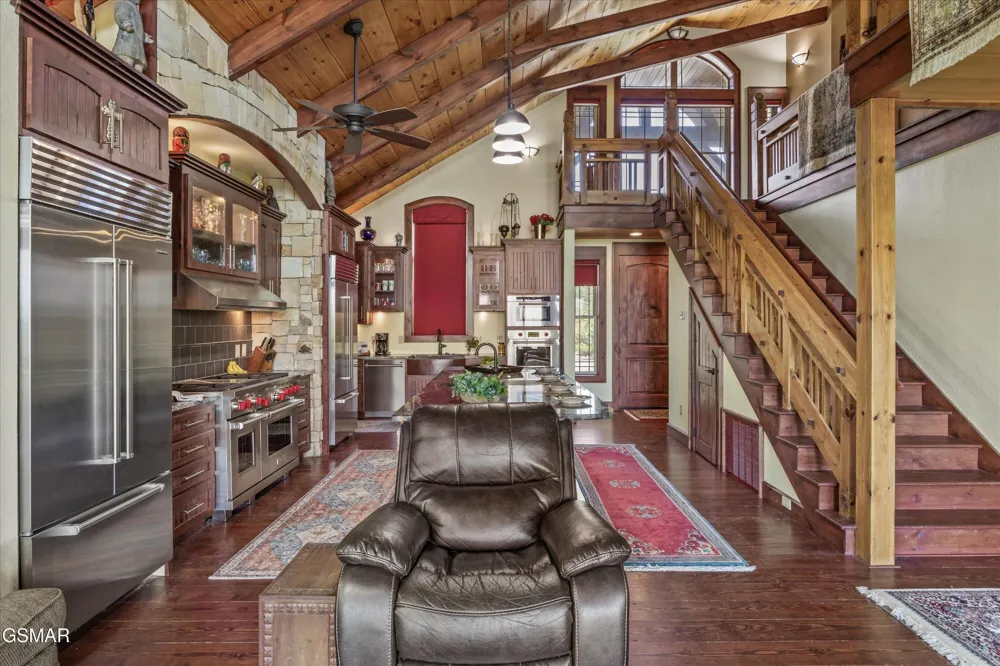 3301 Summit Trails Drive Sevierville, TN 37862