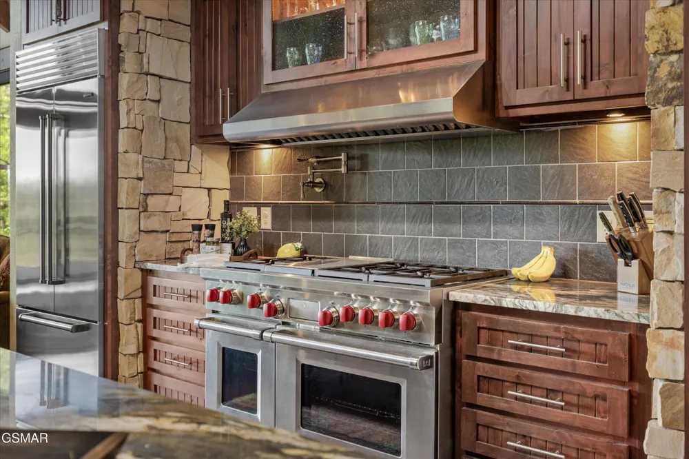 3301 Summit Trails Drive Sevierville, TN 37862