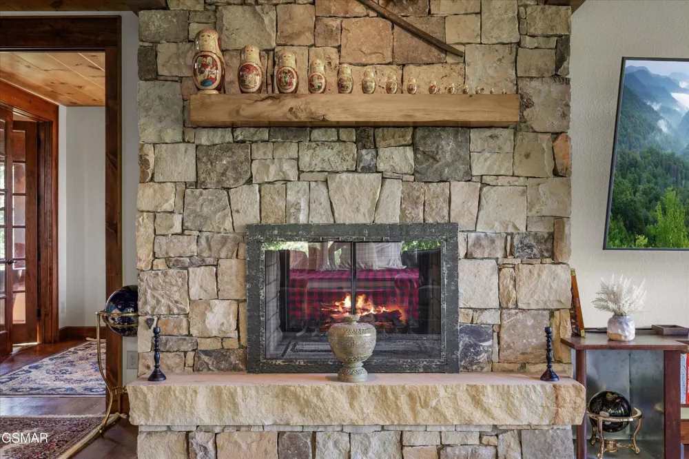 3301 Summit Trails Drive Sevierville, TN 37862