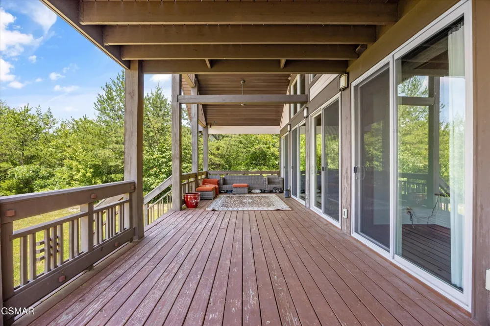 3301 Summit Trails Drive Sevierville, TN 37862