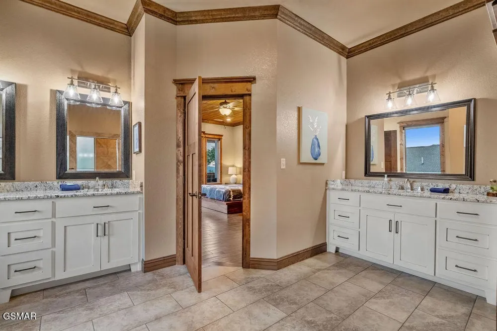 3222 Laurel Cove Trail Sevierville, TN 37862