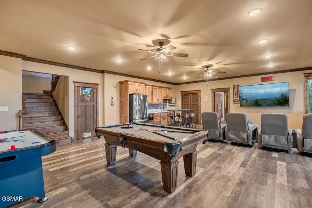 3222 Laurel Cove Trail Sevierville, TN 37862