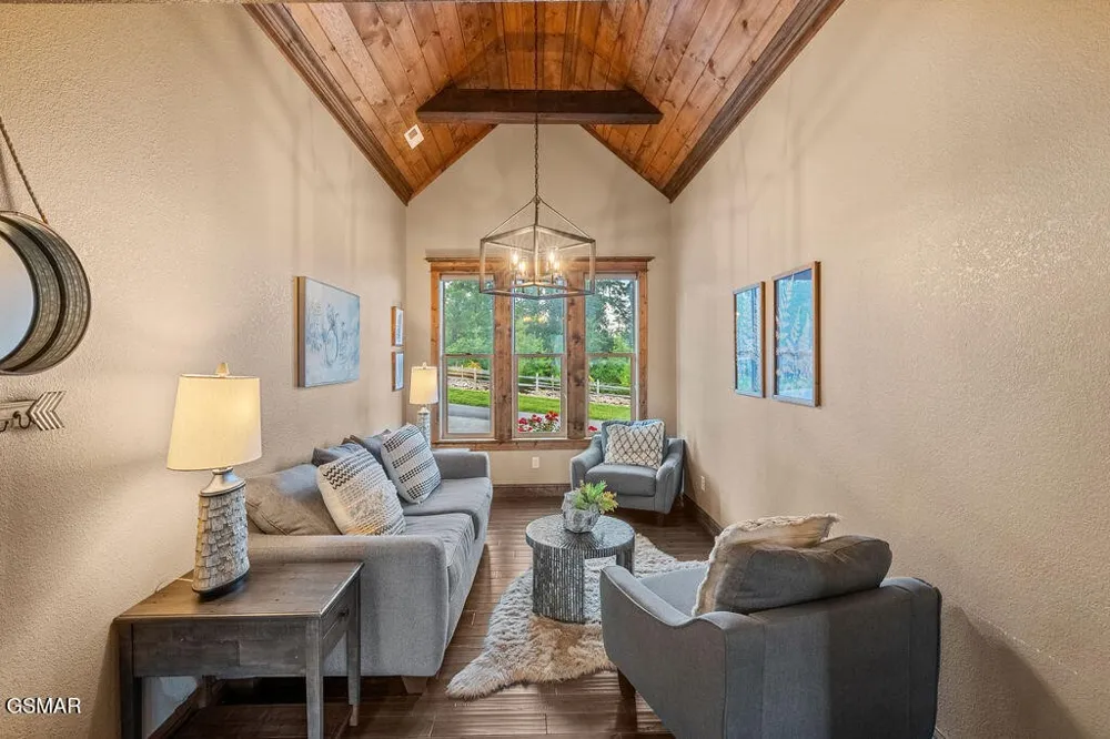 3222 Laurel Cove Trail Sevierville, TN 37862