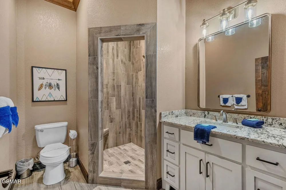 3222 Laurel Cove Trail Sevierville, TN 37862