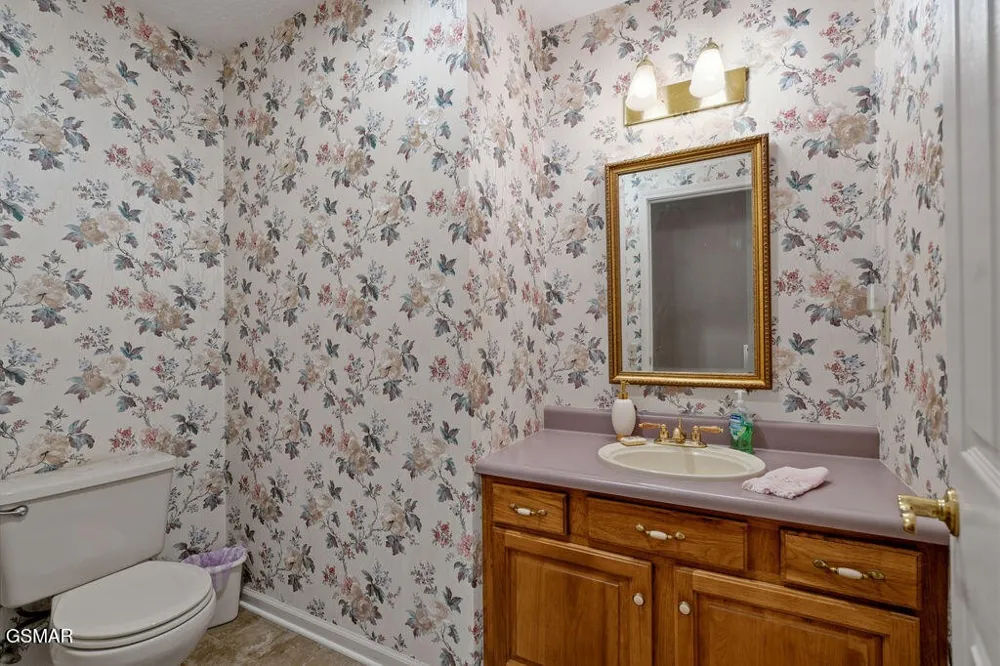 3012 Roaring Creek Way Sevierville, TN 37862