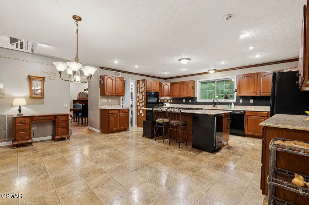 3012 Roaring Creek Way Sevierville, TN 37862