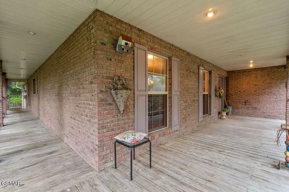 3012 Roaring Creek Way Sevierville, TN 37862