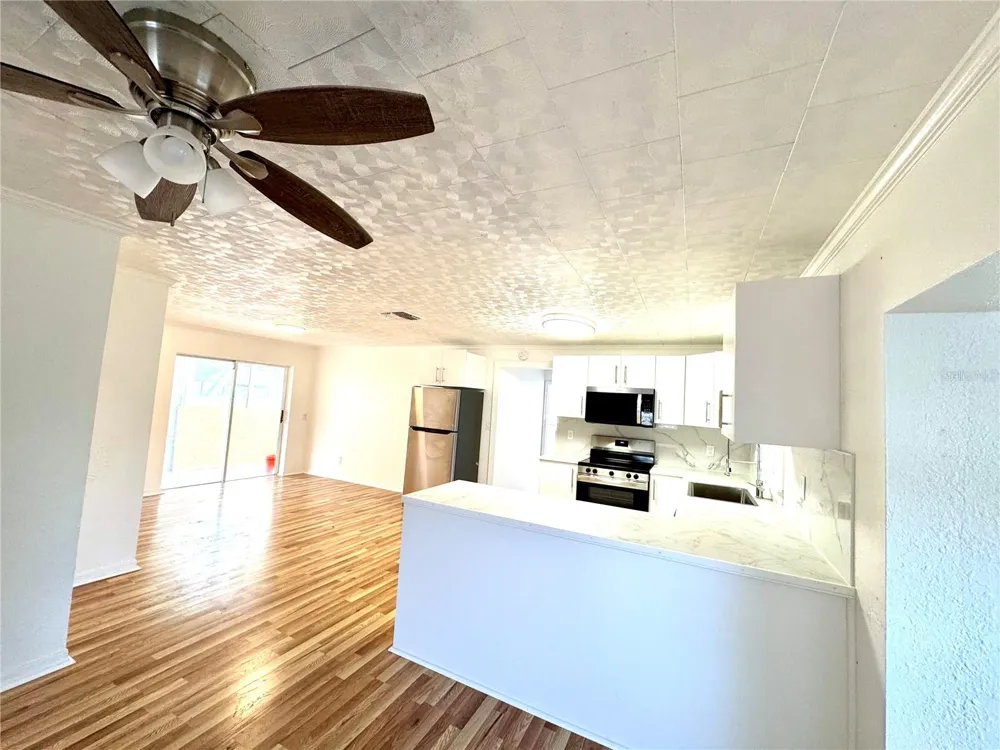 5440 96TH AVENUE Pinellas Park, FL 33782