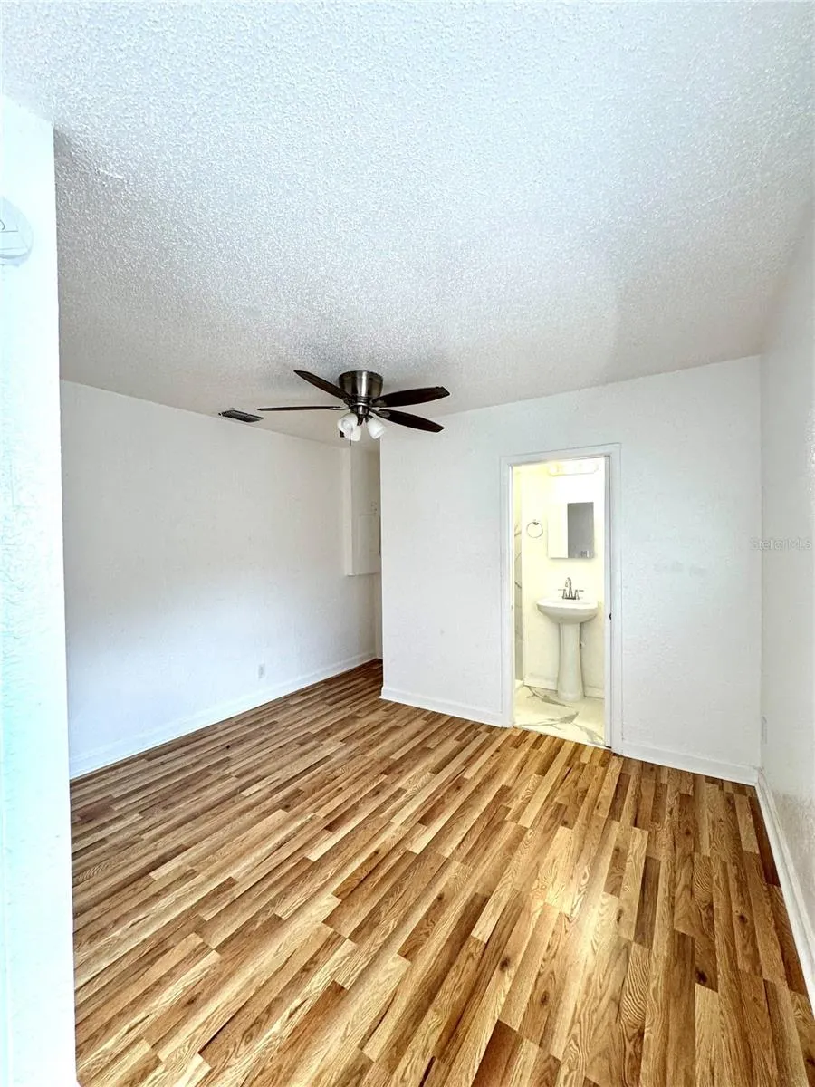 5440 96TH AVENUE Pinellas Park, FL 33782