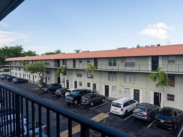 805 W OAKLAND PARK BOULEVARD #D18 Wilton Manors, FL 33311