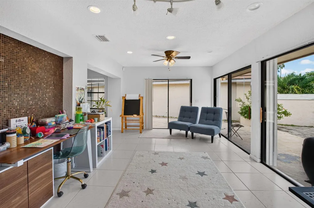 6851 BITTERBUSH PLACE Boynton Beach, FL 33472