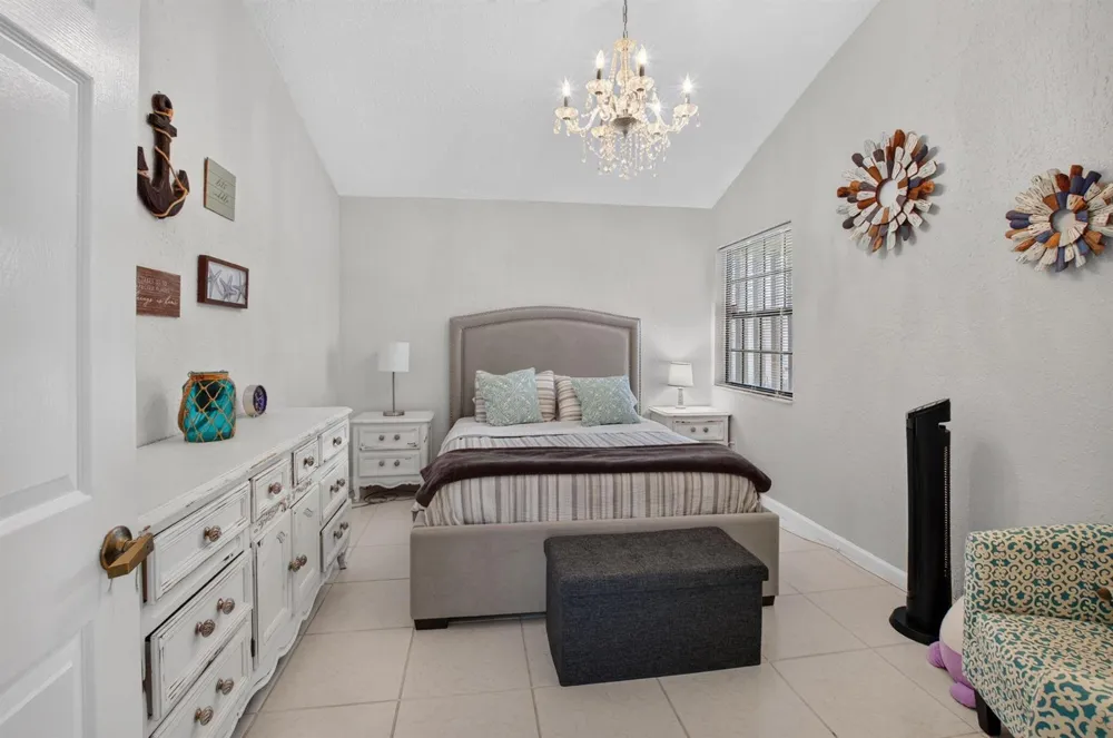 6851 BITTERBUSH PLACE Boynton Beach, FL 33472
