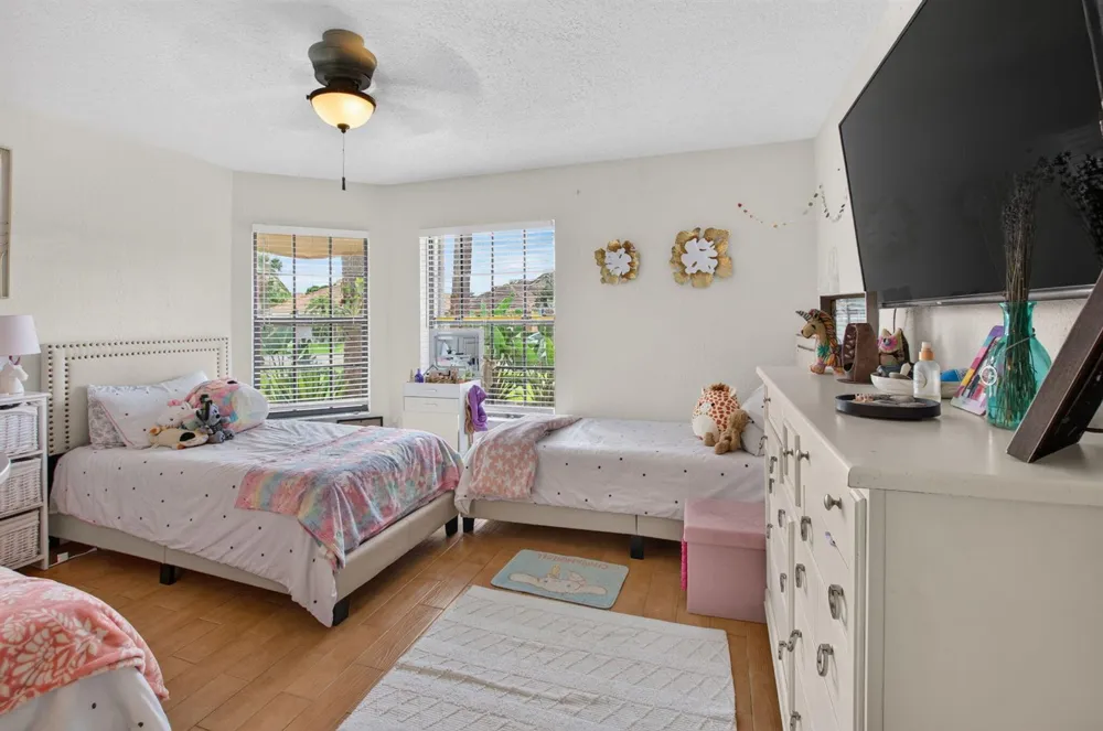 6851 BITTERBUSH PLACE Boynton Beach, FL 33472
