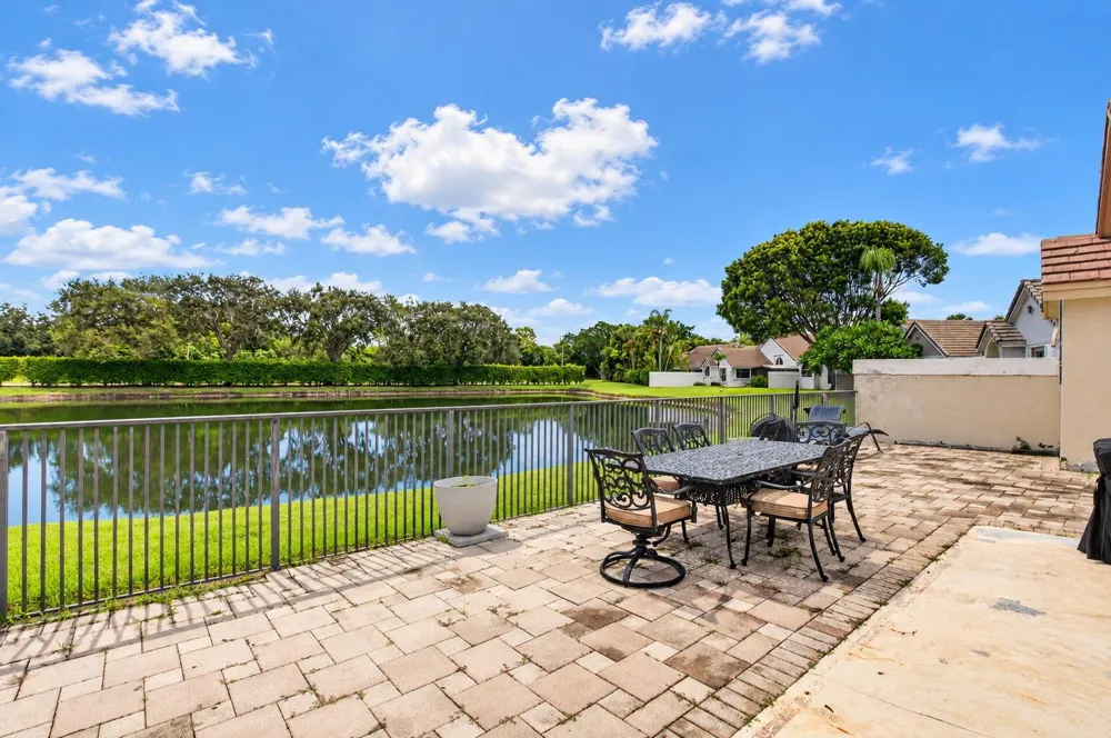 6851 BITTERBUSH PLACE Boynton Beach, FL 33472
