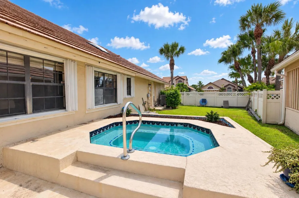 6851 BITTERBUSH PLACE Boynton Beach, FL 33472