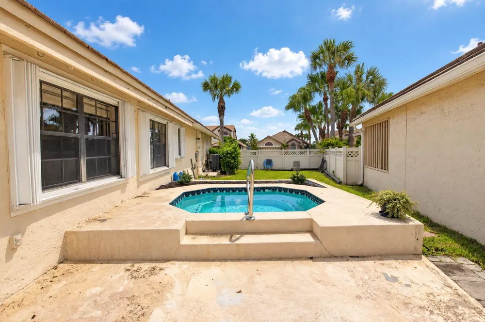 6851 BITTERBUSH PLACE Boynton Beach, FL 33472