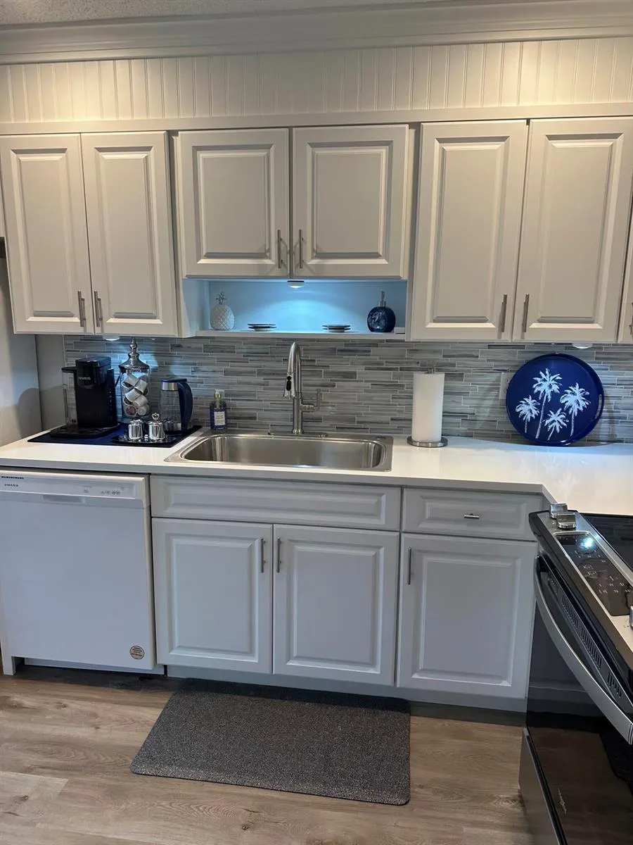 8075 SE VILLA CIRCLE Hobe Sound, FL 33455