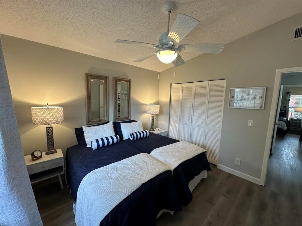 8075 SE VILLA CIRCLE Hobe Sound, FL 33455